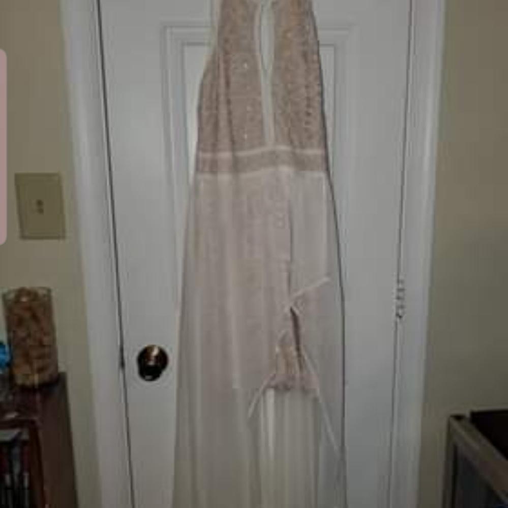 Keyhole dress